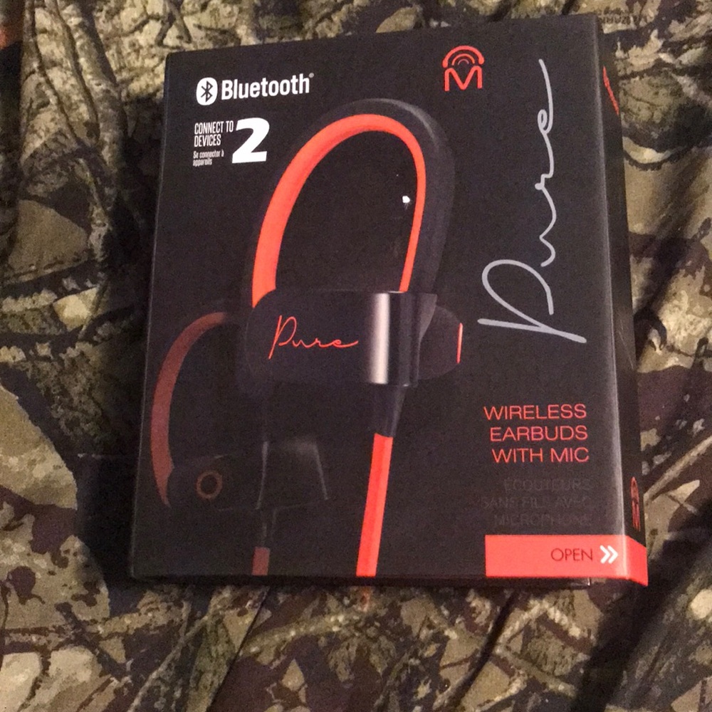 Bluetooth wireless earbuds with mic